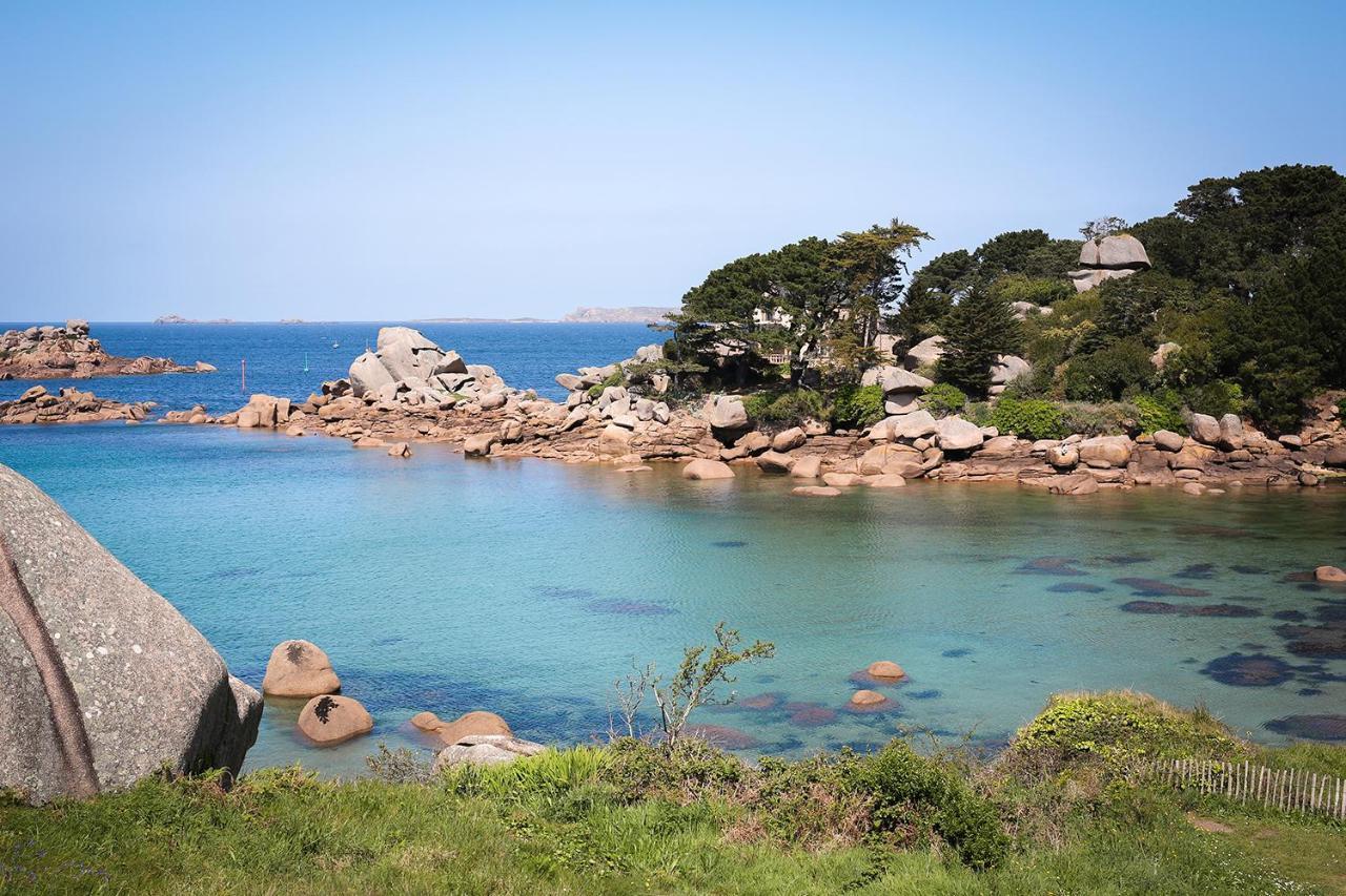 Logis Hotel Saint Guirec Et De La Plage เปโรส กีเรค ภายนอก รูปภาพ